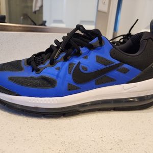 Nike Mens 8.5 Air Max Genome Racer